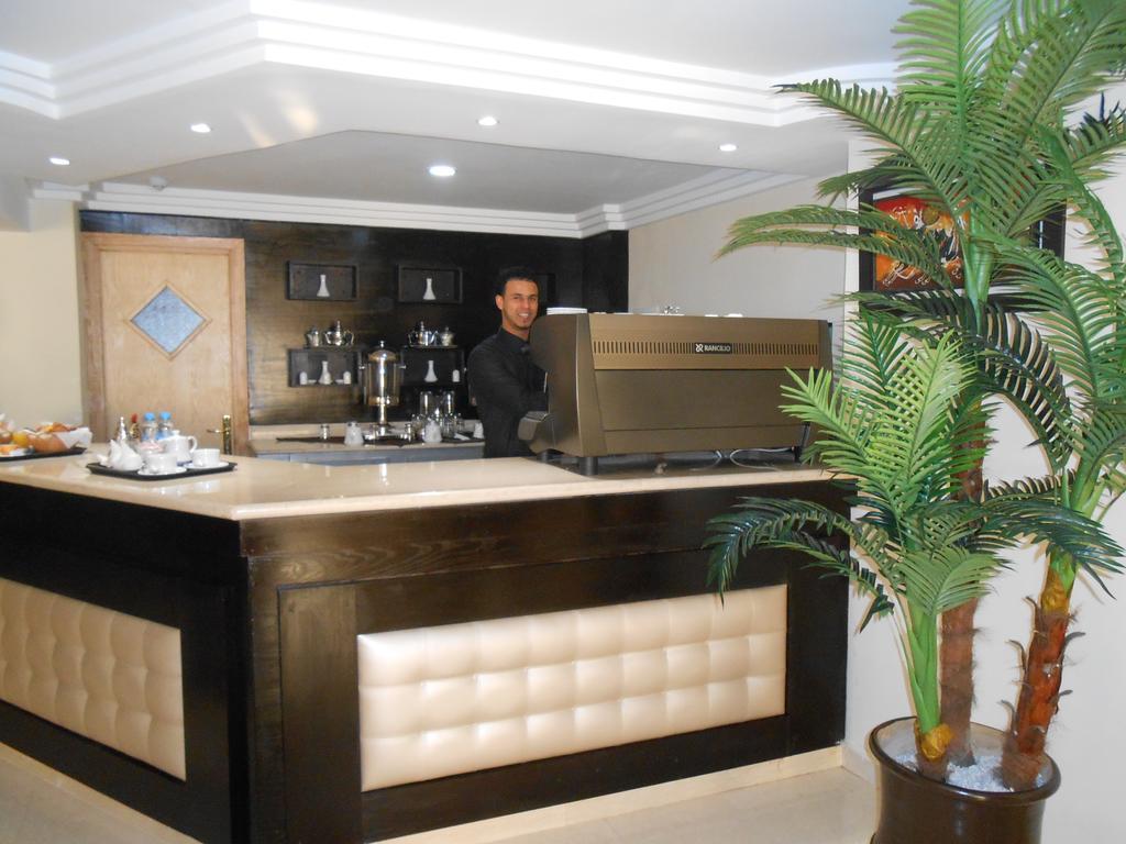 Al Akhawayn Hotel Oujda Exterior photo